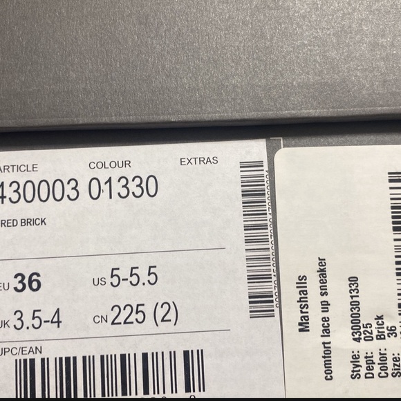 Ecco shoes - Picture 1 of 4